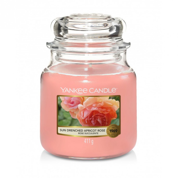 Średnia świeca Sun-Drenched Apricot Rose Yankee Candle