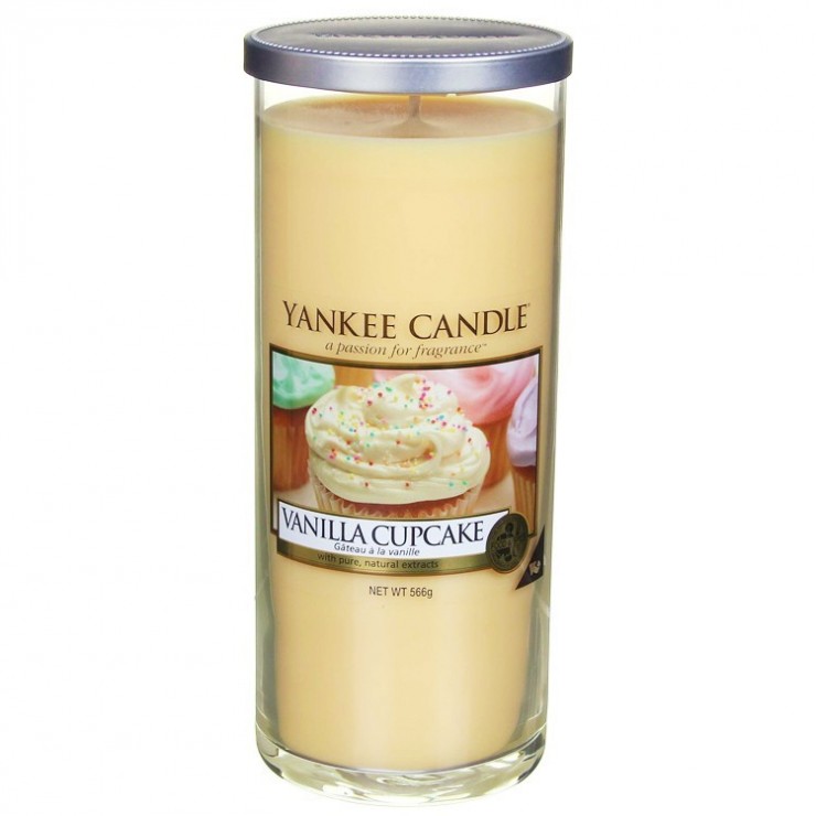 Duży pilar Vanilla Cupcake Yankee Candle