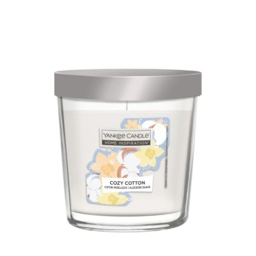 Średnia świeca Cozy Cotton Home Inspiration Yankee Candle