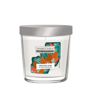 Średnia świeca Frosted Pine Home Inspiration Yankee Candle