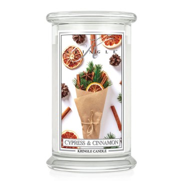 Duża świeca Cypress & Cinnamon Kringle Candle