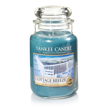 Duża świeca Cottage Breeze Yankee Candle