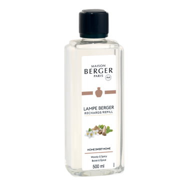 Przezroczysta butelka esencji do lampy katalitycznej Home Sweet Home 500 ml Maison Berger Paris z czarną nakrętką.