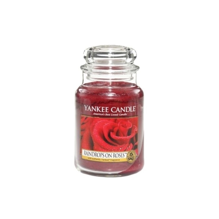 Duża świeca Raindrops on Roses Yankee Candle Duża świeca Raindrops on Roses Yankee Candle