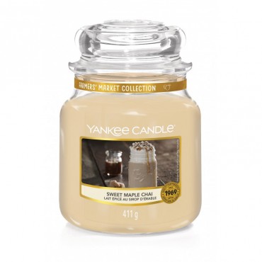 Średnia świeca Sweet Maple Chai Yankee Candle