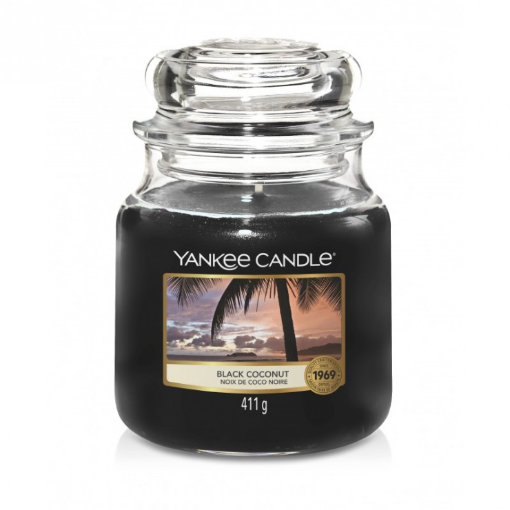 Średnia świeca Black Coconut Yankee Candle